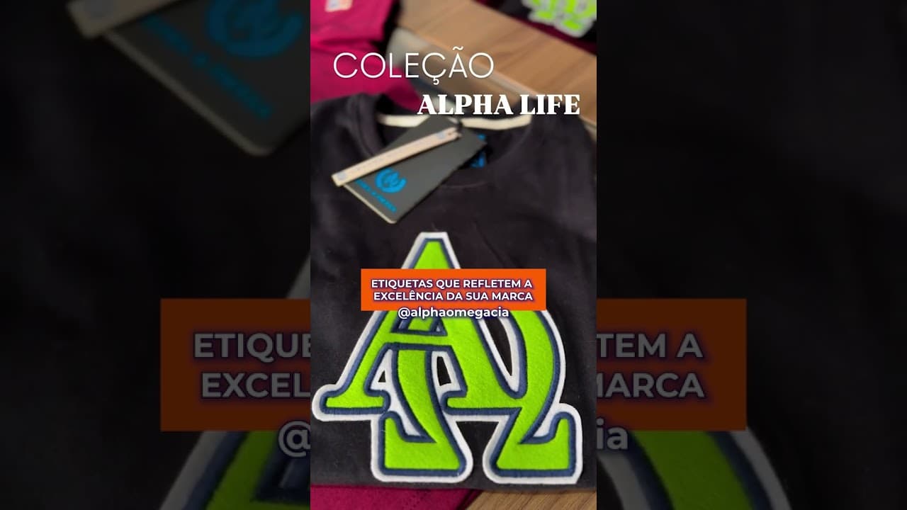Alphaomegacia