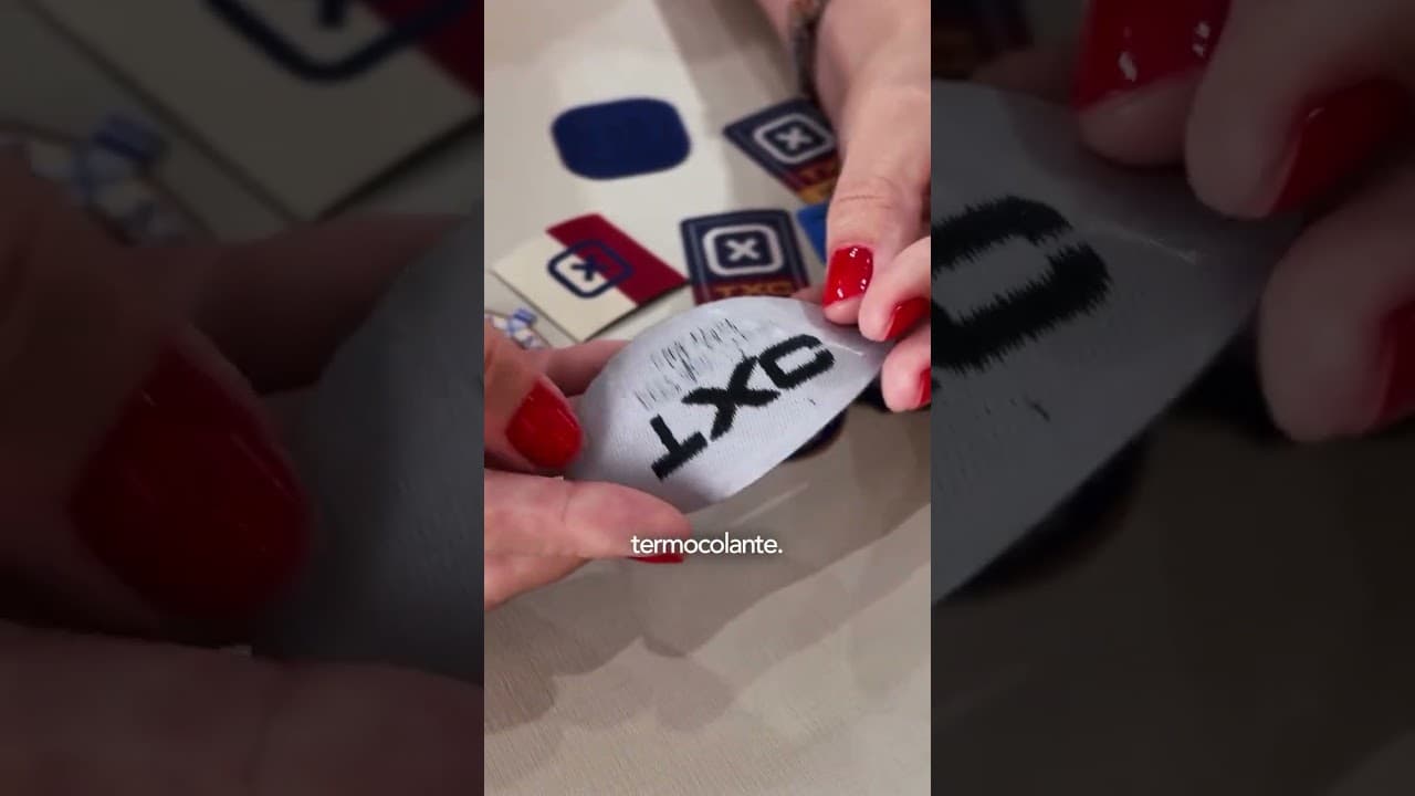 Fábrika de Etiquetas Goiânia Video by fabrikadeetiquetas